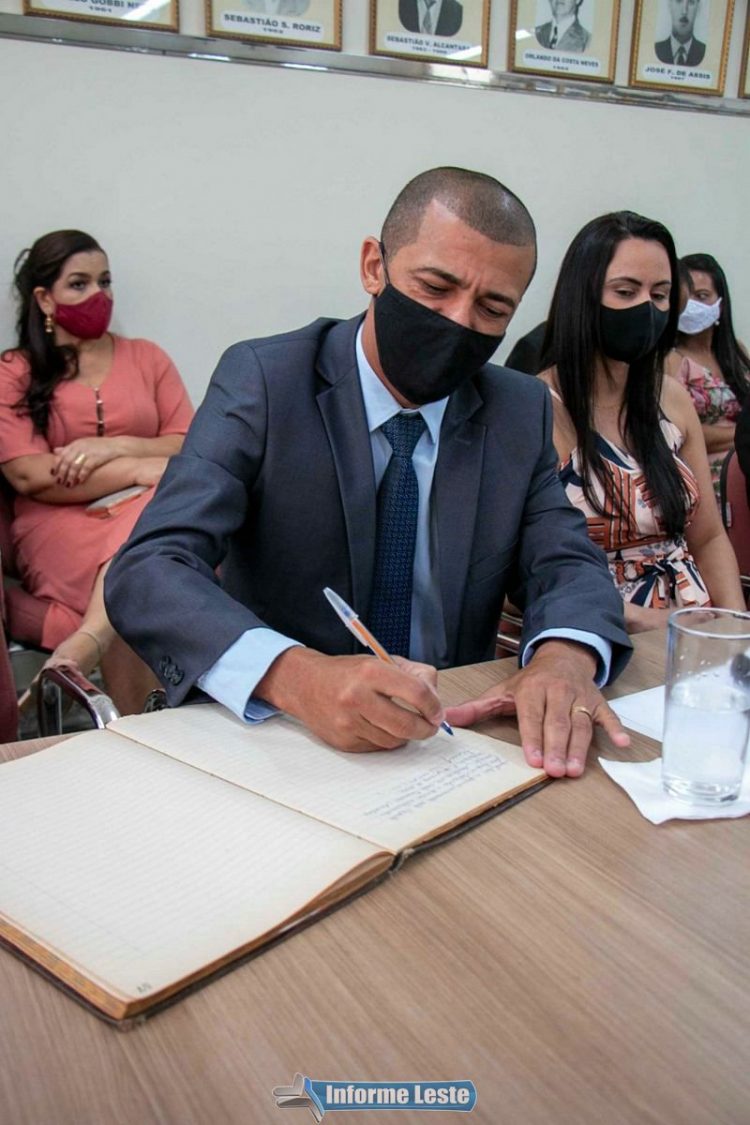 João Rufino tomou posse para seu segundo mandato como prefeito de Mantena