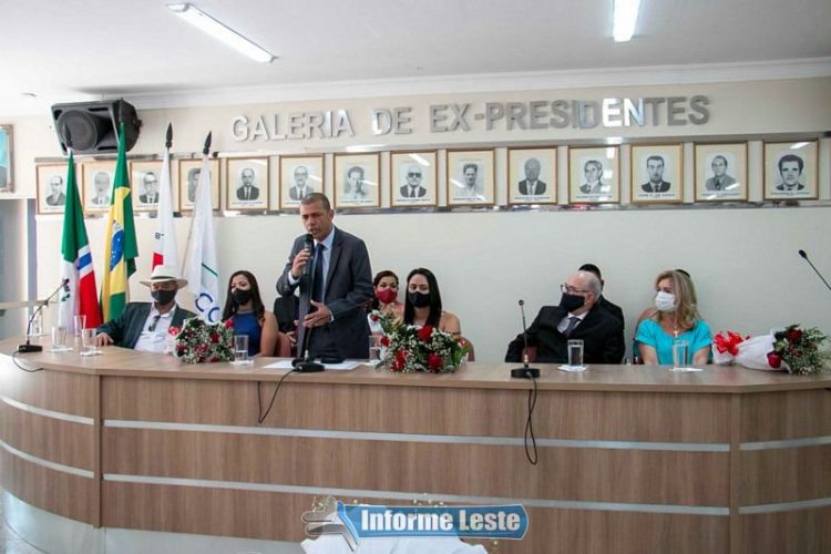 João Rufino tomou posse para seu segundo mandato como prefeito de Mantena