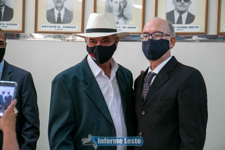 João Rufino tomou posse para seu segundo mandato como prefeito de Mantena