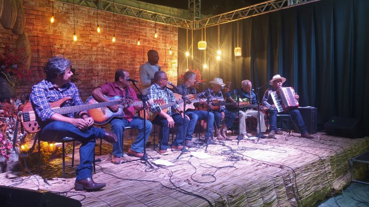 Juh Batista foi a grande vencedora do Festival de Música Sertaneja