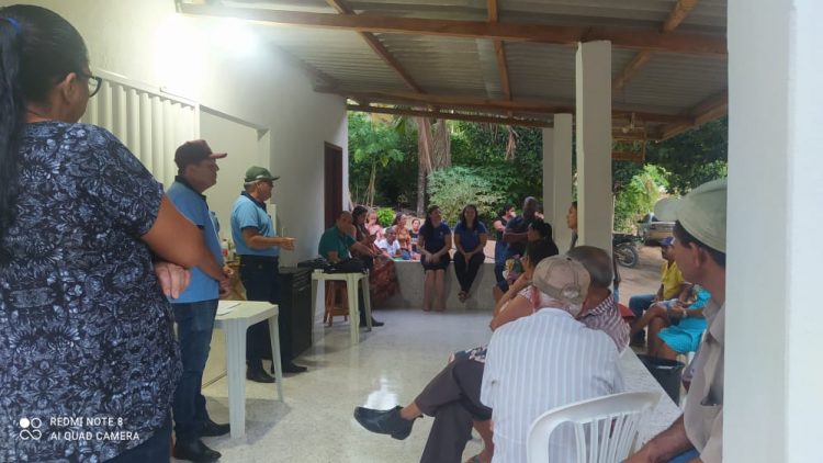 Secretarias de Agricultura e de Meio Ambiente participam de reunião na Associação APAMRSAM no Córrego Lajinha